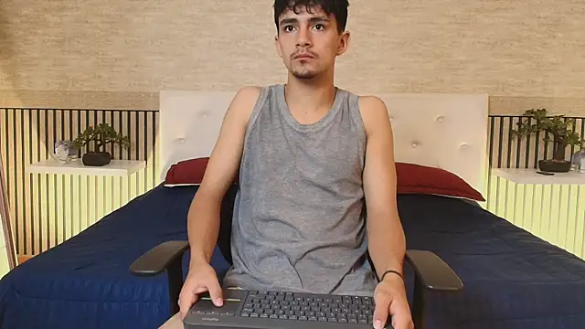 Snapshot of Axel_Draven chatting on 07/09/26, 11:42 Axel Draven online show from 07/09/26, 11:42