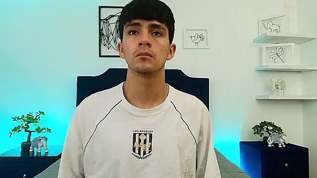 Snapshot of Axel_Draven chatting on 10/16/25, 11:07 Axel Draven online show from 10/16/25, 11:07