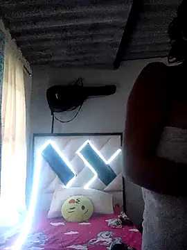 NileveSantanna online show from 10/06/25, 09:26