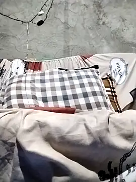 Snapshot of Ella_marie14 chatting on 01/15/26, 10:35 Ella marie14 online show from 01/15/26, 10:35