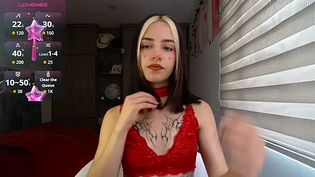 Kittyross online show from 02/14/26, 04:40