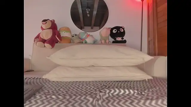 Emily Just online show from 04/12/26, 08:45