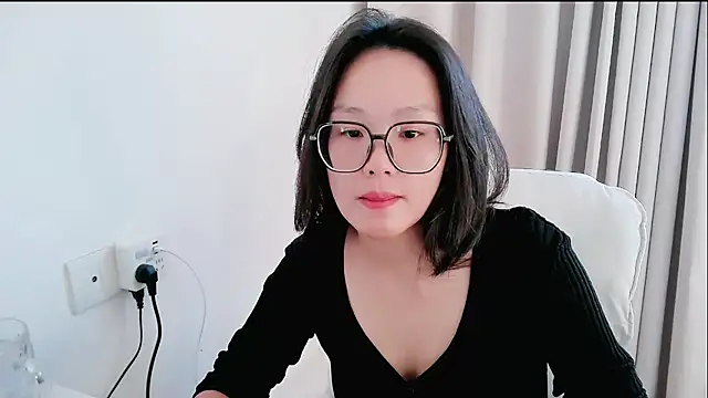 guai00 online show from 11/28/25, 06:46