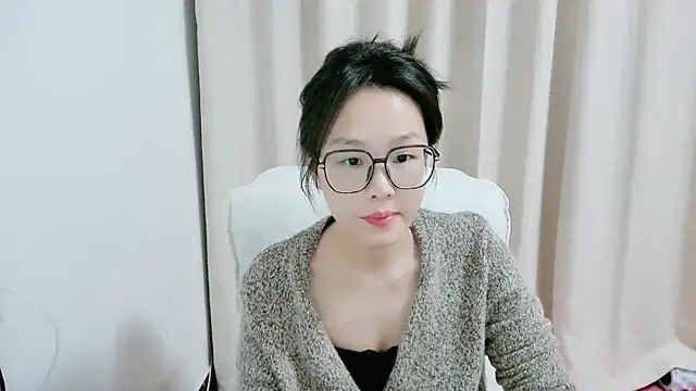 guai00 online show from 11/15/25, 01:37