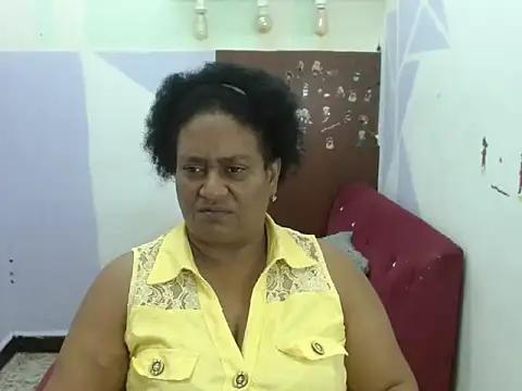 Sharon-liee online show from 01/15/26, 07:39