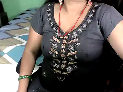 BABITA KUMARII online show from 09/26/25, 04:25
