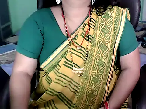 BABITA KUMARII online show from 11/02/25, 05:18