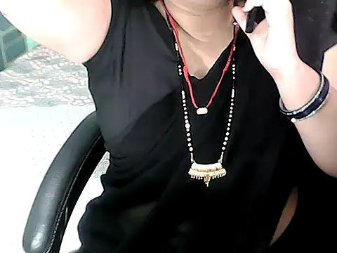 BABITA KUMARII online show from 11/29/25, 04:51