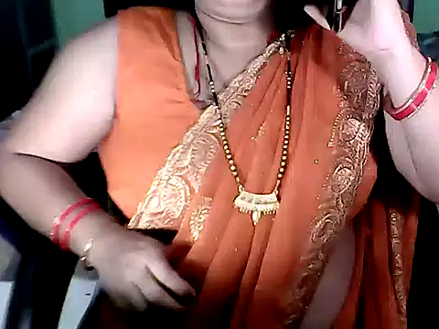 BABITA KUMARII online show from 10/29/25, 04:39