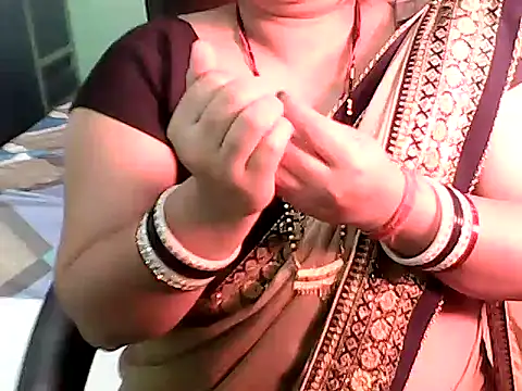 BABITA KUMARII online show from 01/12/26, 04:58