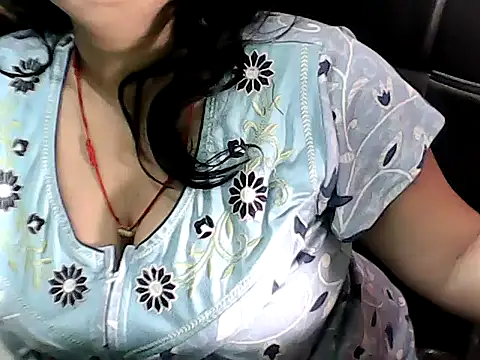 Snapshot of BABITA_KUMARII chatting on 04/01/26, 04:59 BABITA KUMARII online show from 04/01/26, 04:59