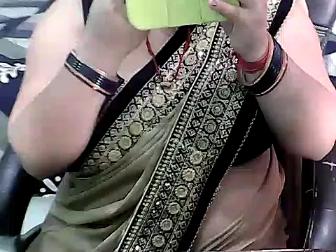 Snapshot of BABITA_KUMARII chatting on 04/26/26, 05:21 BABITA KUMARII online show from 04/26/26, 05:21