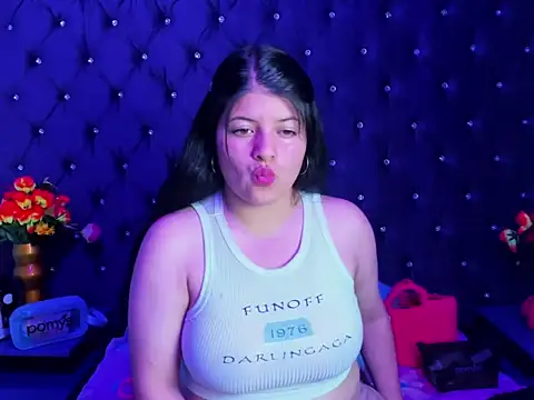 Snapshot of Grecia_Anal_Hard chatting on 10/29/25, 03:27 Grecia Anal Hard online show from 10/29/25, 03:27