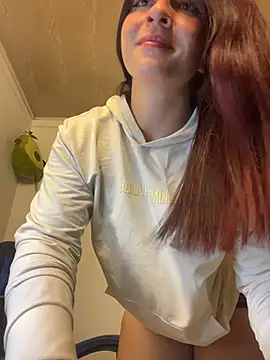 Snapshot of came_lia1 chatting on 05/07/26, 03:00 came lia1 online show from 05/07/26, 03:00