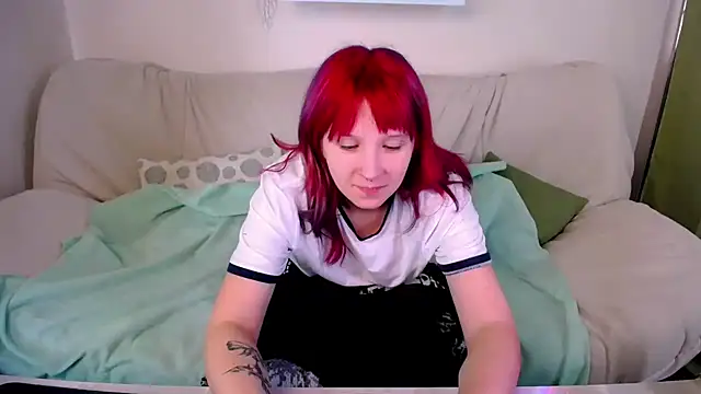 Snapshot of Mary_Lanee chatting on 10/11/25, 03:40 Mary Lanee online show from 10/11/25, 03:40