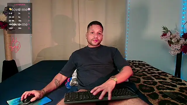 LucasGaeel online show from 03/21/26, 12:56