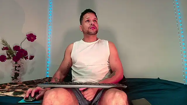 LucasGaeel online show from 03/02/26, 11:50