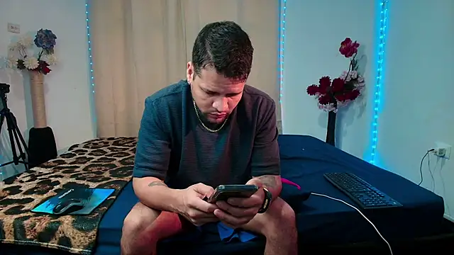 LucasGaeel online show from 04/14/26, 11:59