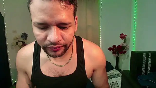 LucasGaeel online show from 04/15/26, 01:59