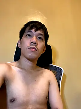 asian guy 69 online show from 11/10/25, 05:01