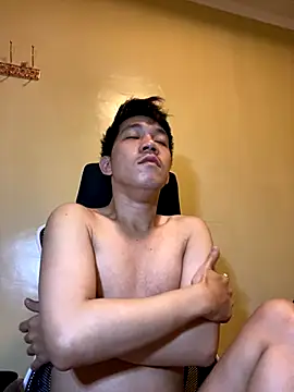 asian guy 69 online show from 11/17/25, 01:42