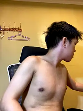 asian guy 69 online show from 11/14/25, 02:26