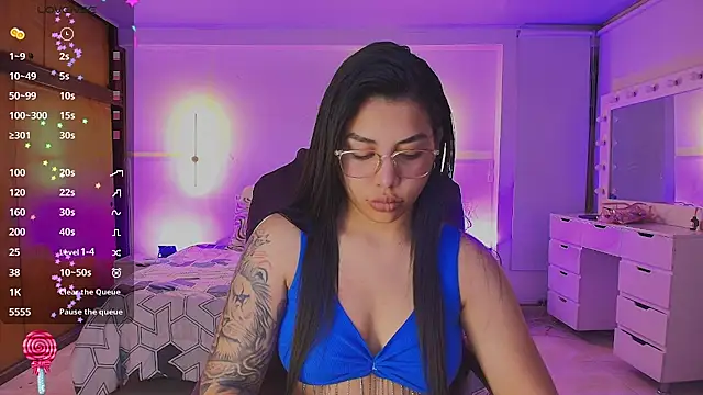 kloe28 online show from 06/04/26, 03:33