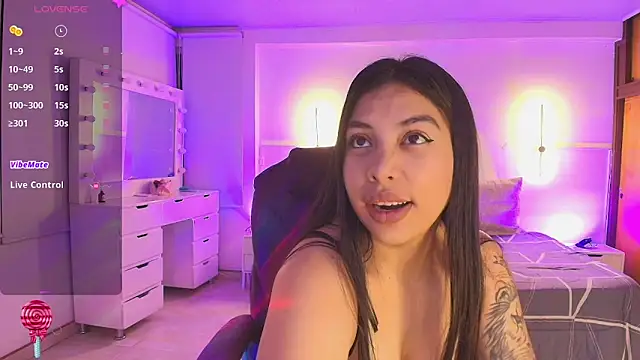 kloe28 online show from 04/18/26, 03:42