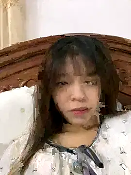 Hanaa07  online show from 11/30/25, 02:34