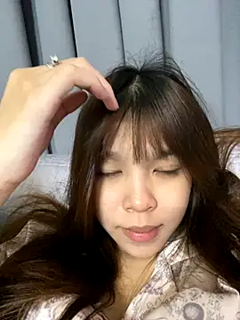 Hanaa07  online show from 09/28/25, 08:43