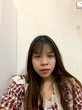 Hanaa07  online show from 10/10/25, 12:00