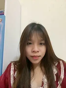 Hanaa07  online show from 10/16/25, 12:41