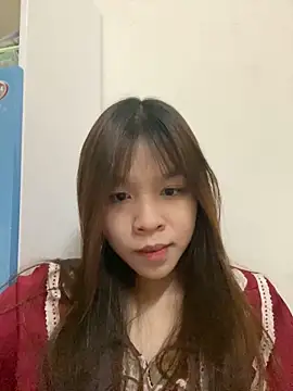 Hanaa07  online show from 10/13/25, 09:44