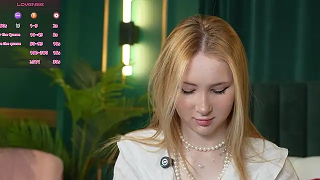 LiraKink online show from 04/08/26, 04:14