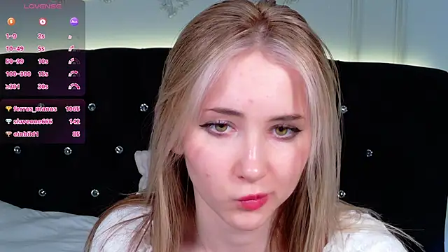 LiraKink online show from 11/16/25, 09:47