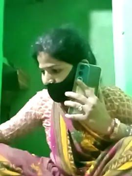 Cuty nensi online show from 10/29/25, 02:54