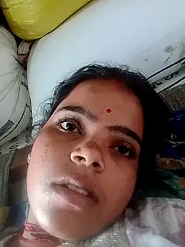 Snapshot of Cuty_nensi chatting on 10/06/25, 07:53 Cuty nensi online show from 10/06/25, 07:53
