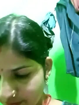 Cuty nensi online show from 10/30/25, 07:39