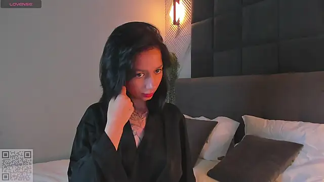 Snapshot of Michelle_Murray chatting on 11/27/25, 10:32 Michelle Murray online show from 11/27/25, 10:32