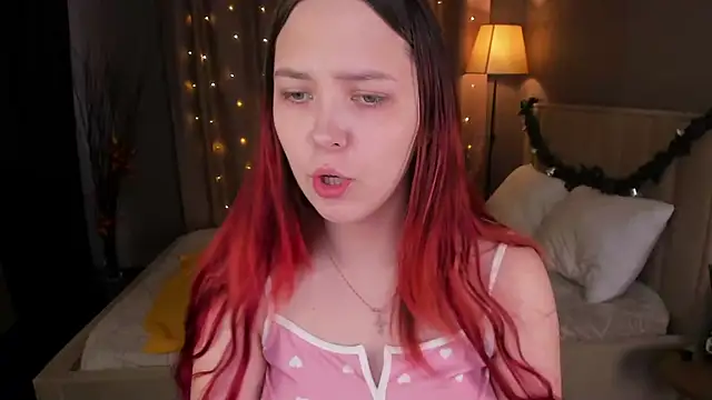 Monica  Queen online show from 12/01/25, 05:30