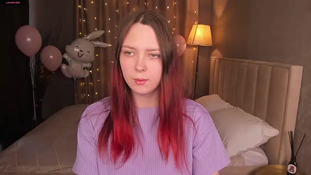 Monica  Queen online show from 04/03/26, 05:25