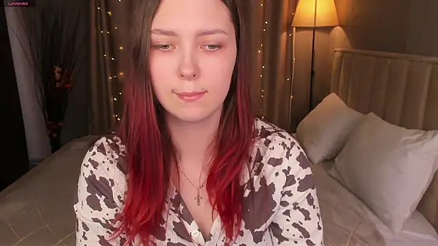 Monica  Queen online show from 03/17/26, 05:32