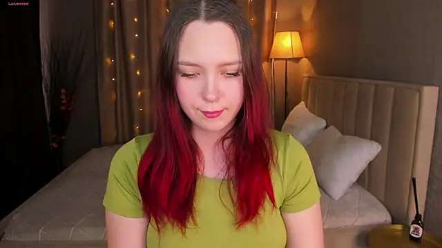 Monica  Queen online show from 02/06/26, 05:25