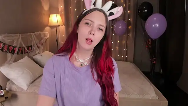 Monica  Queen online show from 10/29/25, 05:39