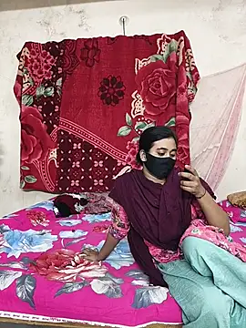 Love Queen11 online show from 02/08/26, 04:48