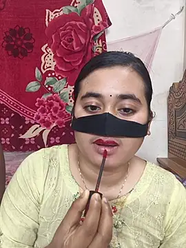 Love Queen11 online show from 02/17/26, 04:04