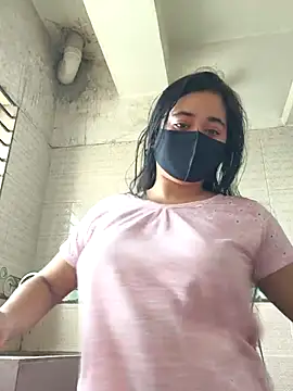 Love Queen11 online show from 04/12/26, 07:33