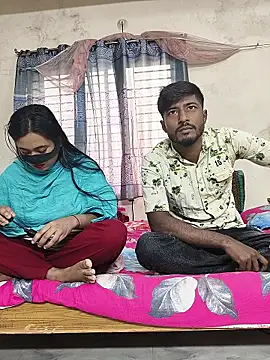 Love Queen11 online show from 01/14/26, 08:29