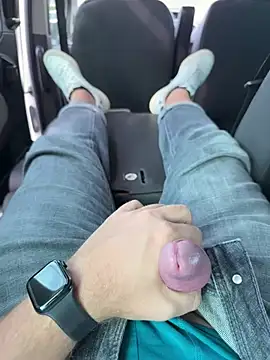 Italianofirenze online show from 04/21/26, 03:29