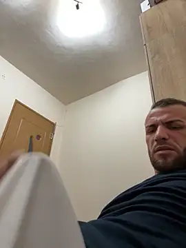 Snapshot of sexyman1936 chatting on 11/15/25, 06:01 sexyman1936 online show from 11/15/25, 06:01